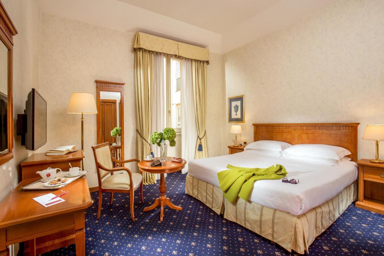 Una Hotels Empire Roma Esterno foto