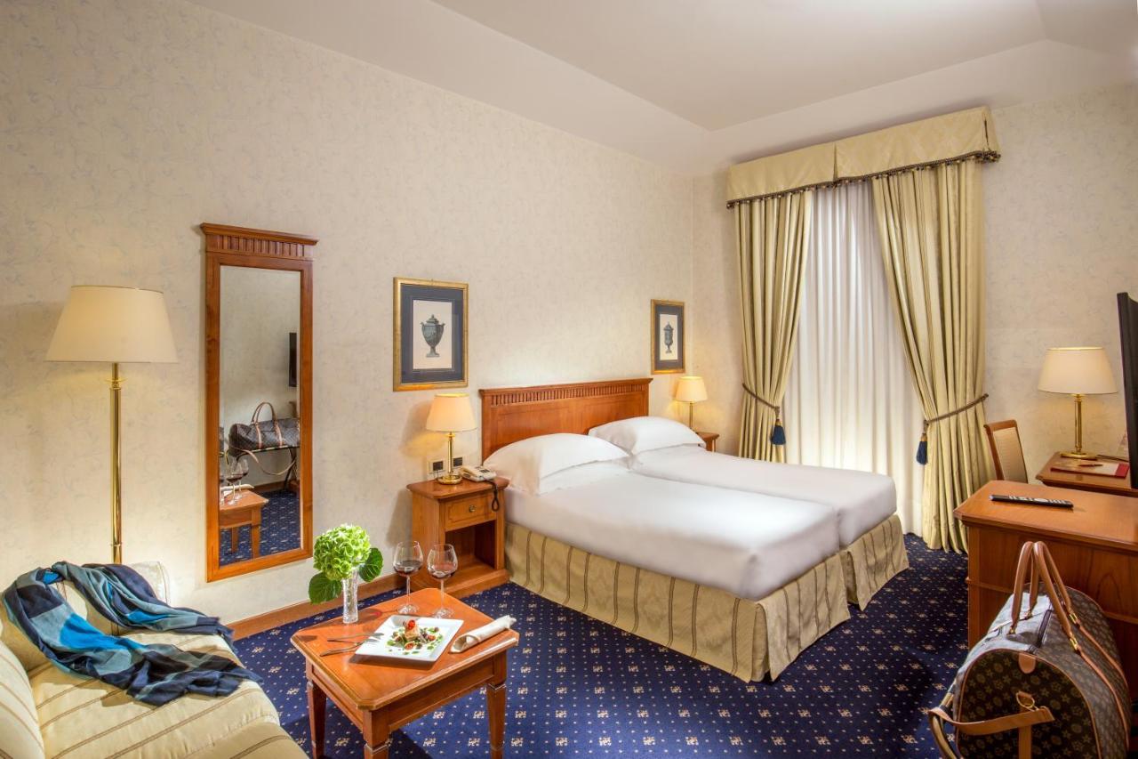 Una Hotels Empire Roma Esterno foto