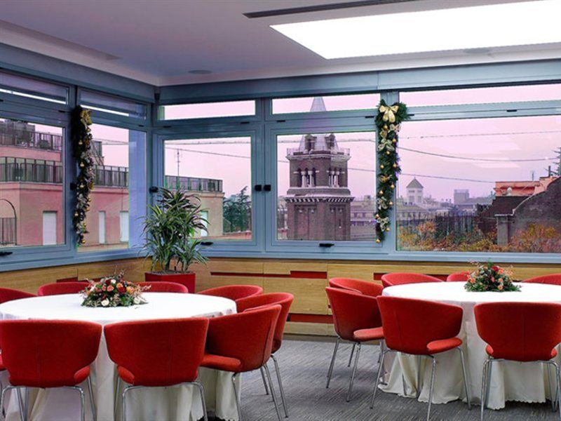 Una Hotels Empire Roma Esterno foto