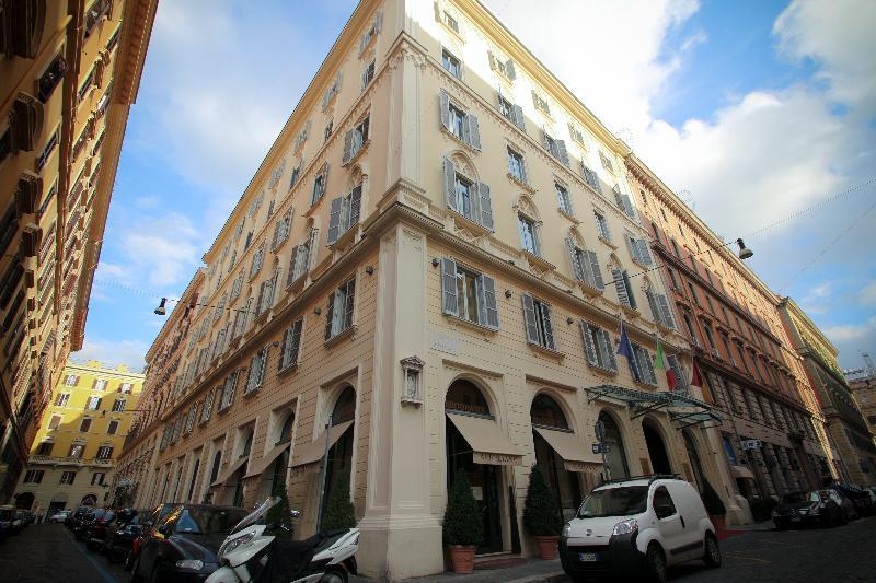 Una Hotels Empire Roma Esterno foto