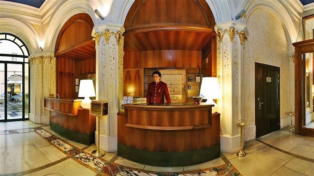 Una Hotels Empire Roma Esterno foto